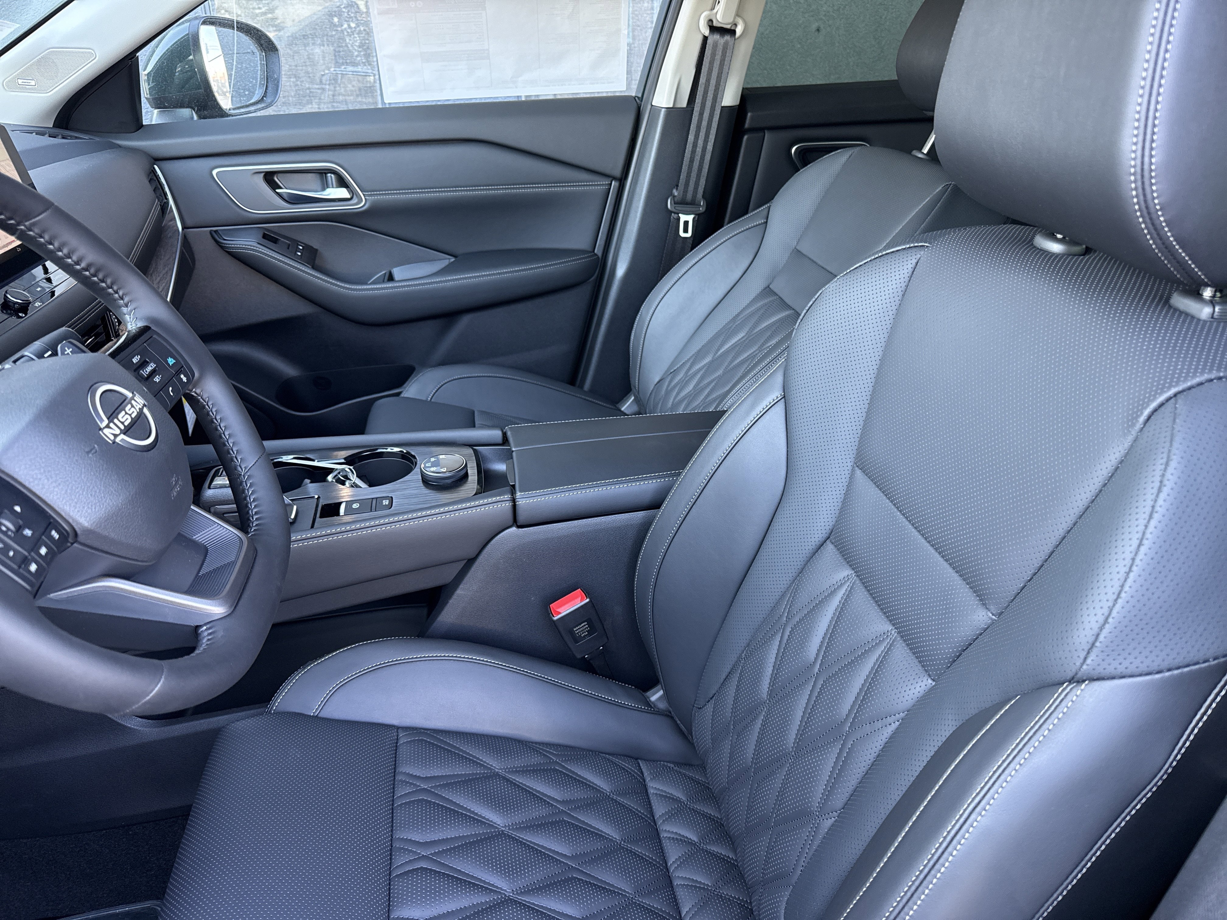 New 2026 Obsidian Green Pearl Nissan Platinum image 5