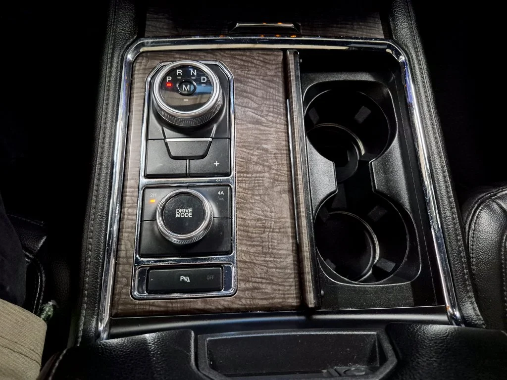 Used 2021 Magnetic Ford Limited image 31