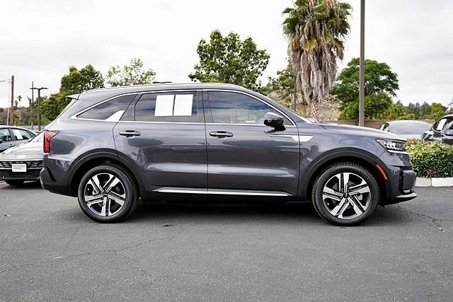 Used 2023 Gray Kia EX image 6