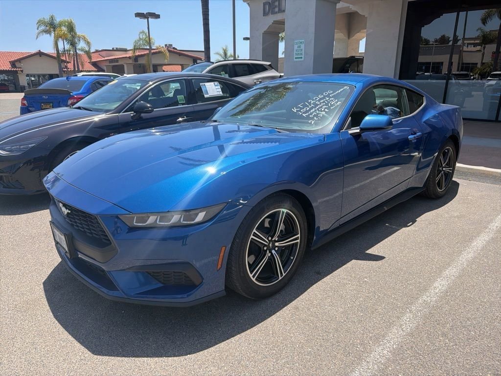 2024 Ford Mustang EcoBoost Fastback's photo