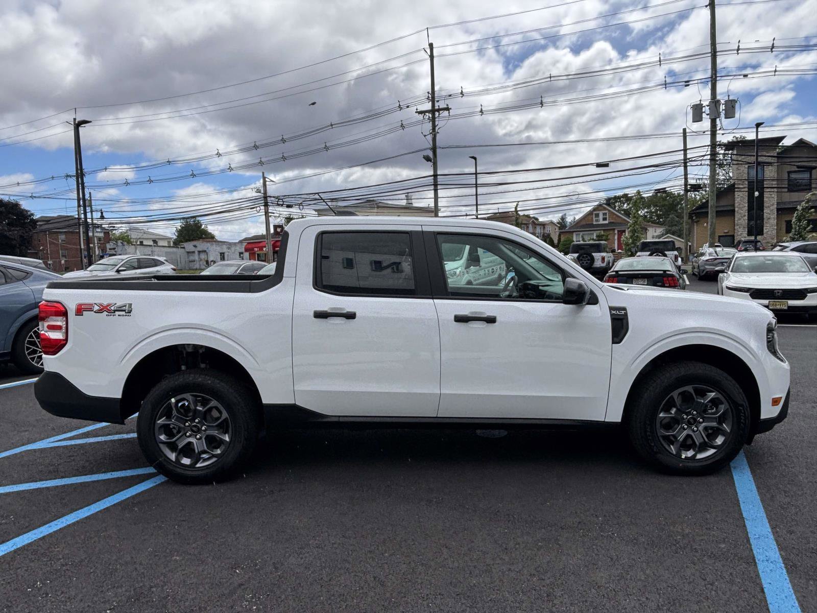 New 2026 Oxford White Ford XLT image 42