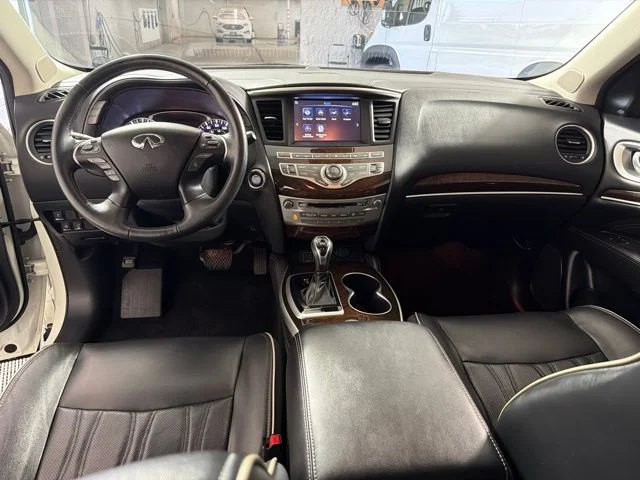Certified Used 2019 White INFINITI LUXE image 38