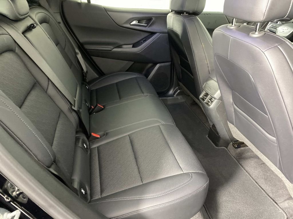 Used 2025 Black Chevrolet LT image 12