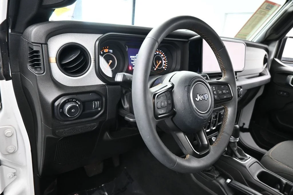 Used 2024 Bright White Clearcoat Jeep Sport S image 14