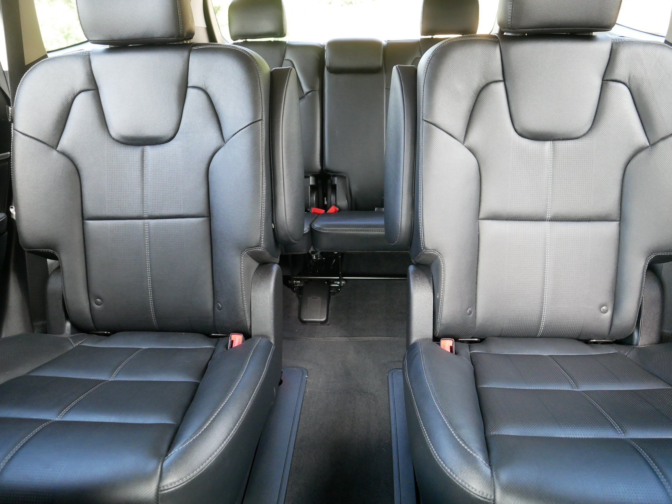 Certified Used 2024 Glacial White Pearl Kia SX image 13