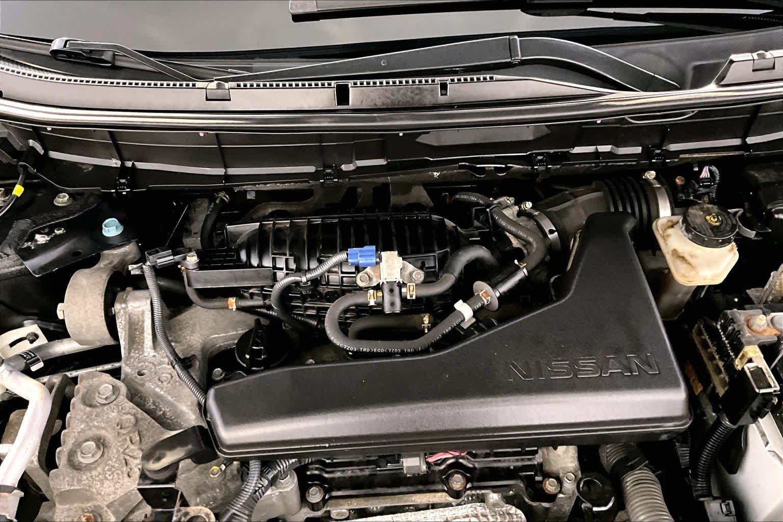 Used 2018 Caspian Blue Nissan SV image 31