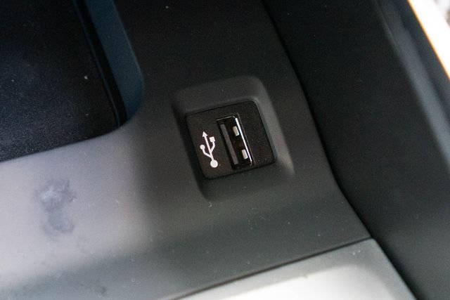 New 2027 Black Sapphire Metallic BMW M60i image 31
