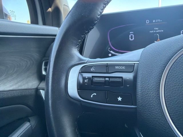 Used 2025 Wolf Gray Kia X-Line image 20