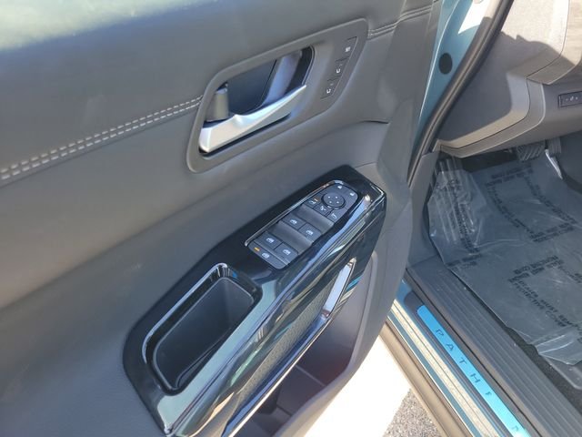 New 2026 Nissan Pathfinder Platinum