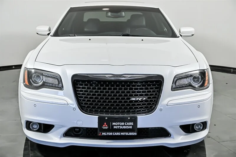 Used 2013 Bright White Clear Coat Chrysler SRT8 image 4
