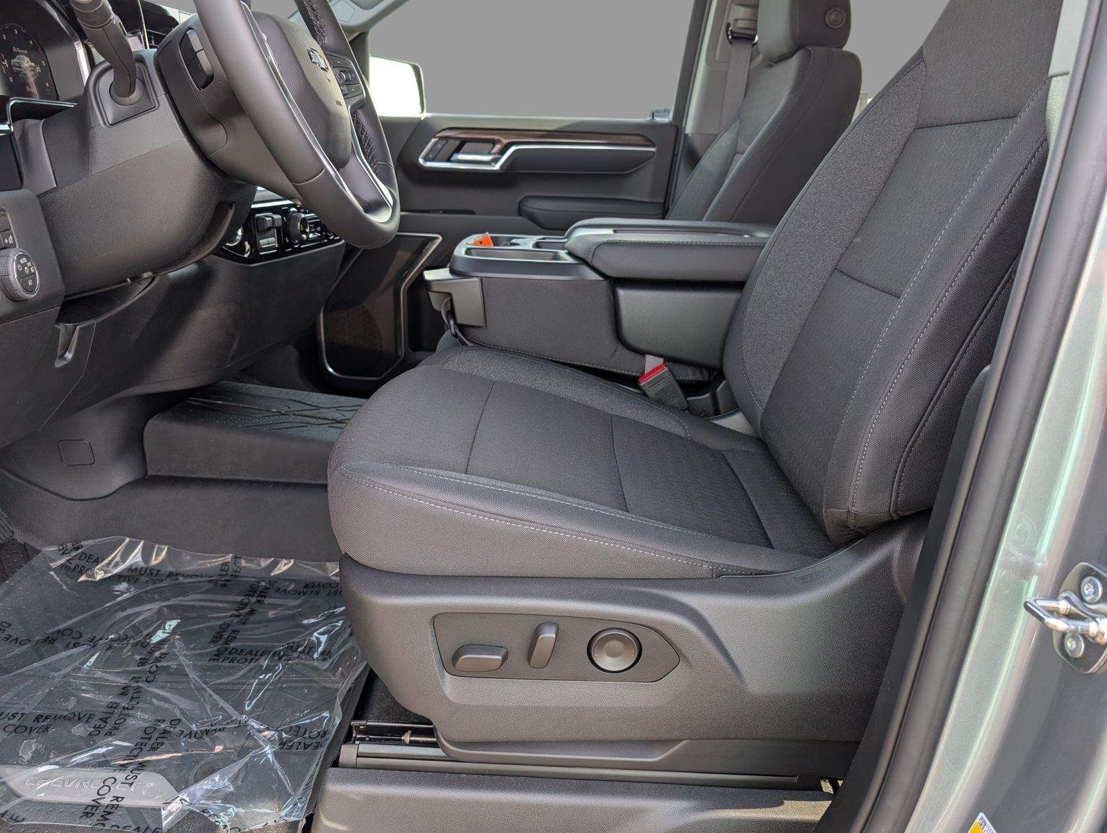 2026 Chevrolet Silverado 1500 RST - Photo 12
