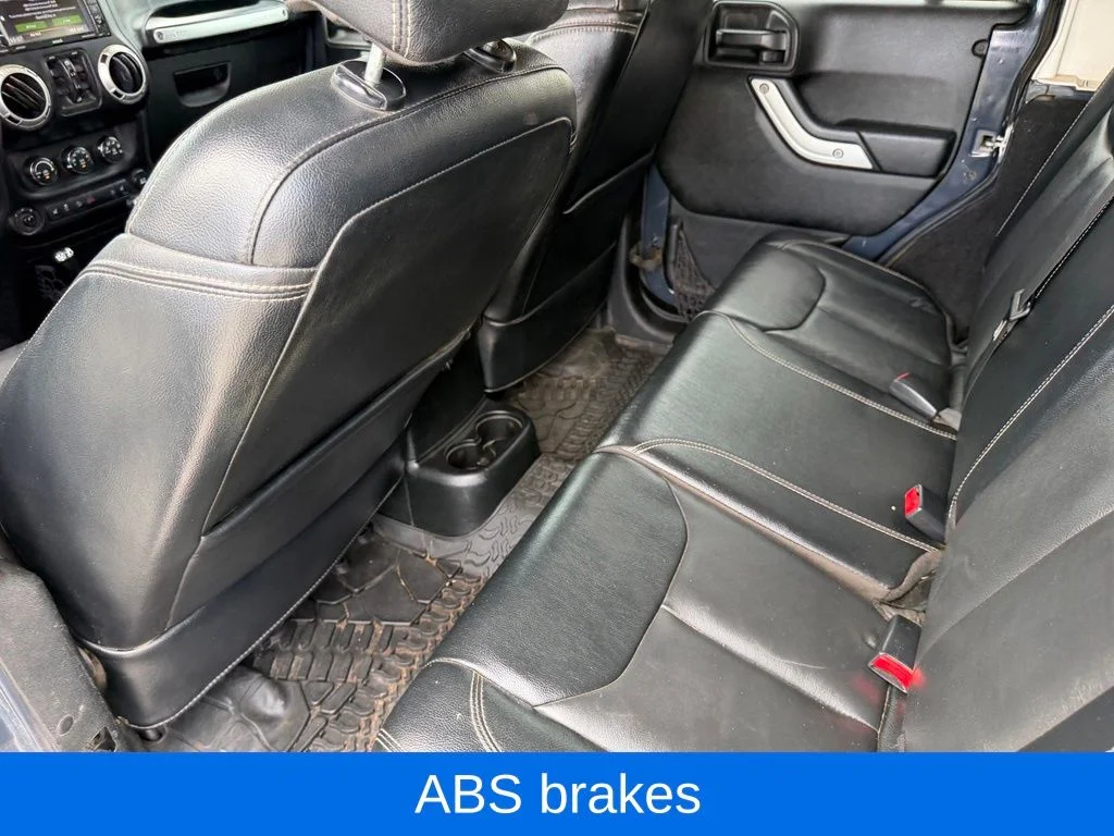 Used 2017 Black Jeep Unlimited Sahara image 20