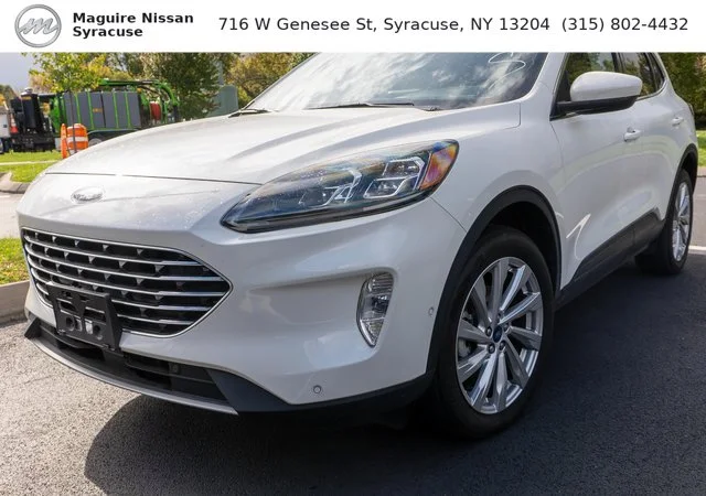 Used 2022 White Ford Titanium image 1