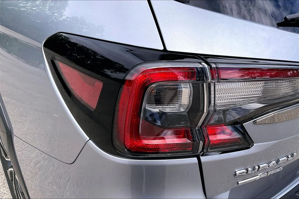 Used 2023 Silver Subaru Limited image 30