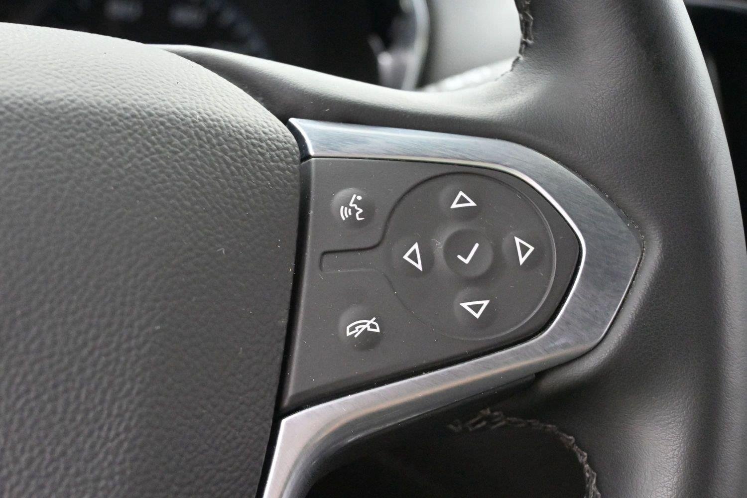 Used 2023 Mosaic Black Metallic Chevrolet LT Cloth image 18