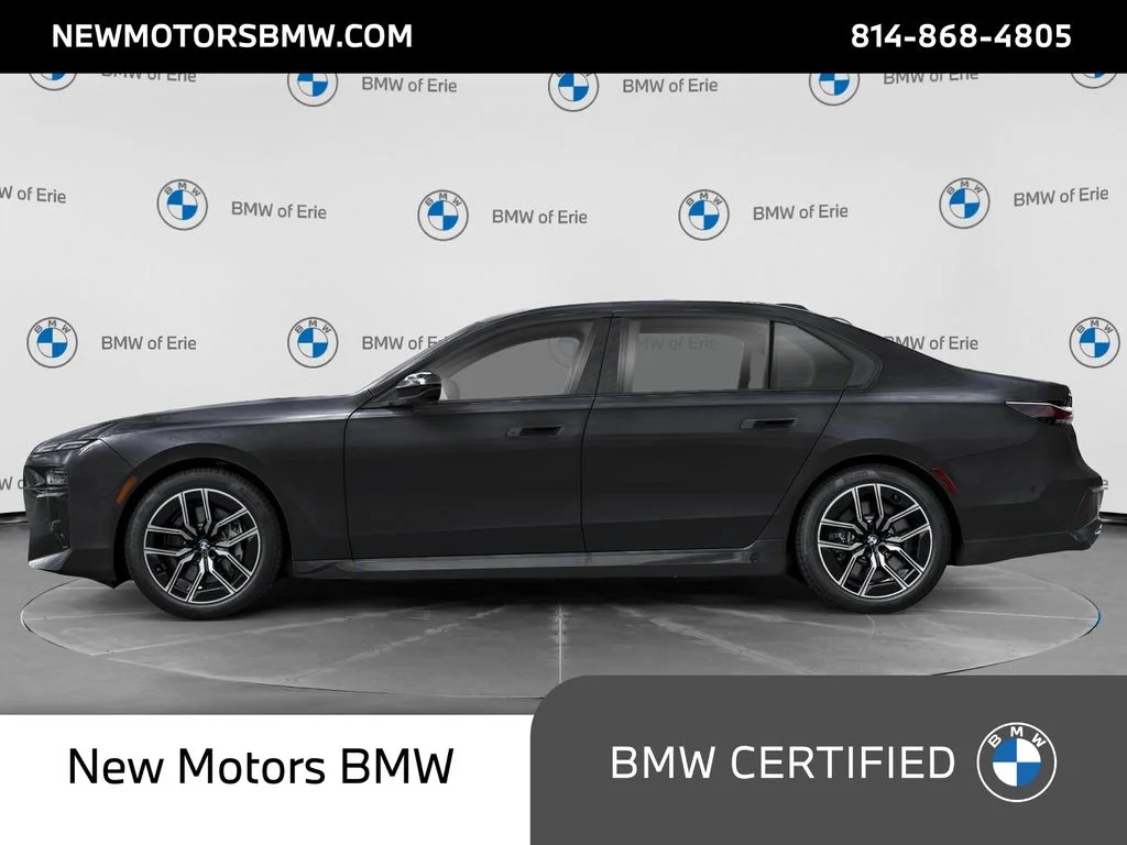 Used 2023 Black Sapphire Metallic BMW 760i xDrive image 3