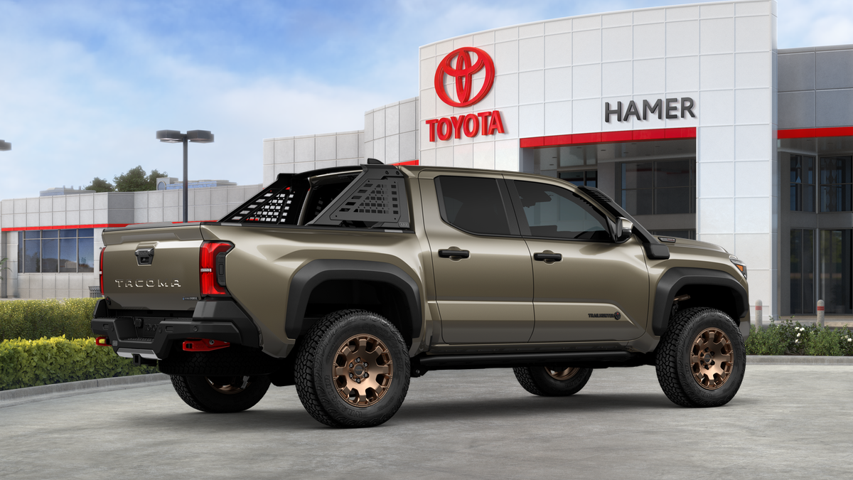 New 2026 Bronze Oxide Toyota Trailhunter image 28