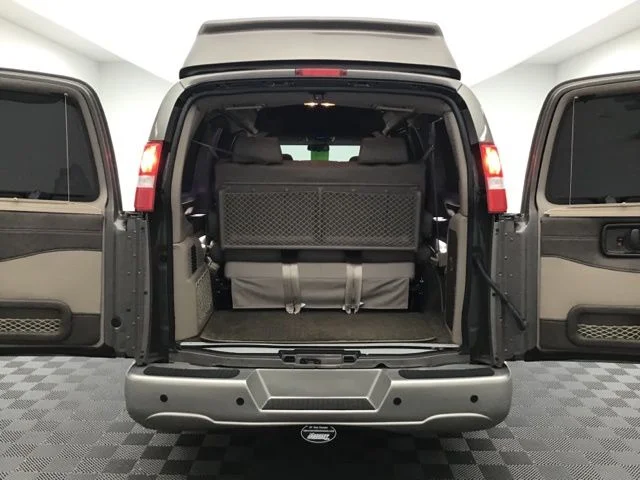 Used 2023 Bronze Chevrolet Explorer Limited SE image 6