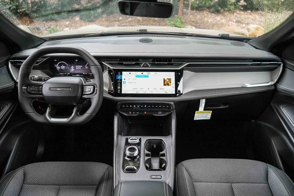 New 2026 41 Jeep Laredo image 12