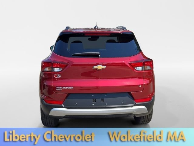Used 2025 Crimson Metallic Chevrolet LT image 7