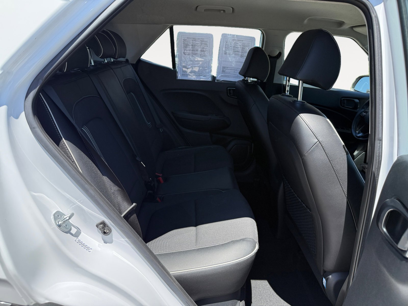 Certified Used 2023 Lunar White Hyundai  image 18