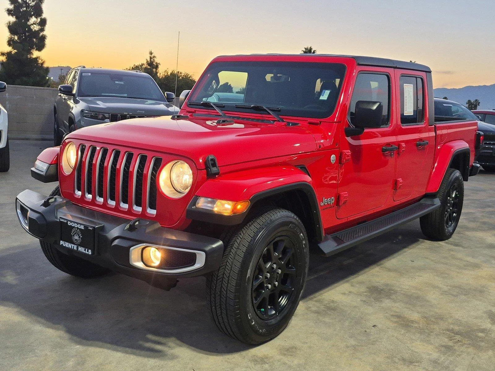 Certified Used 2023 Firecracker Red Clearcoat Jeep Overland image 4