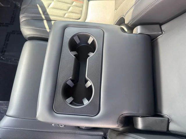 2026 Nissan Armada PRO-4X - Photo 30