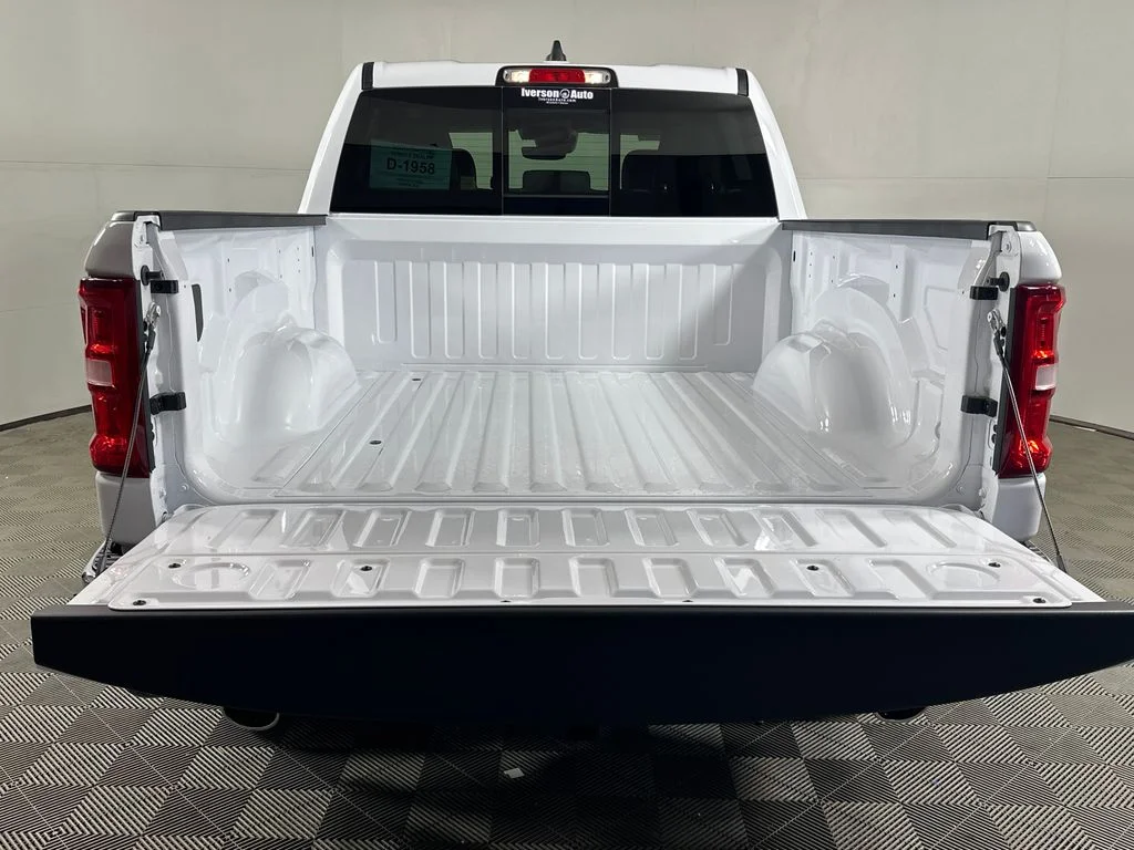 New 2026 Bright White Clear-Coat Exterior Paint RAM Laramie image 17