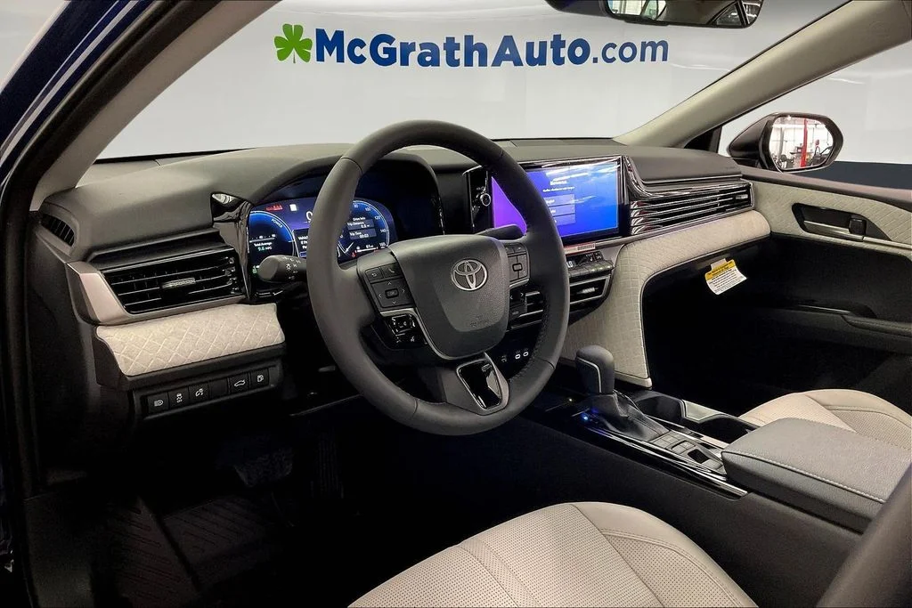 New 2026 Reservoir Blue Toyota  XLE image 7