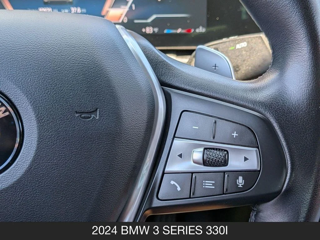 Used 2024 White BMW 330i image 19