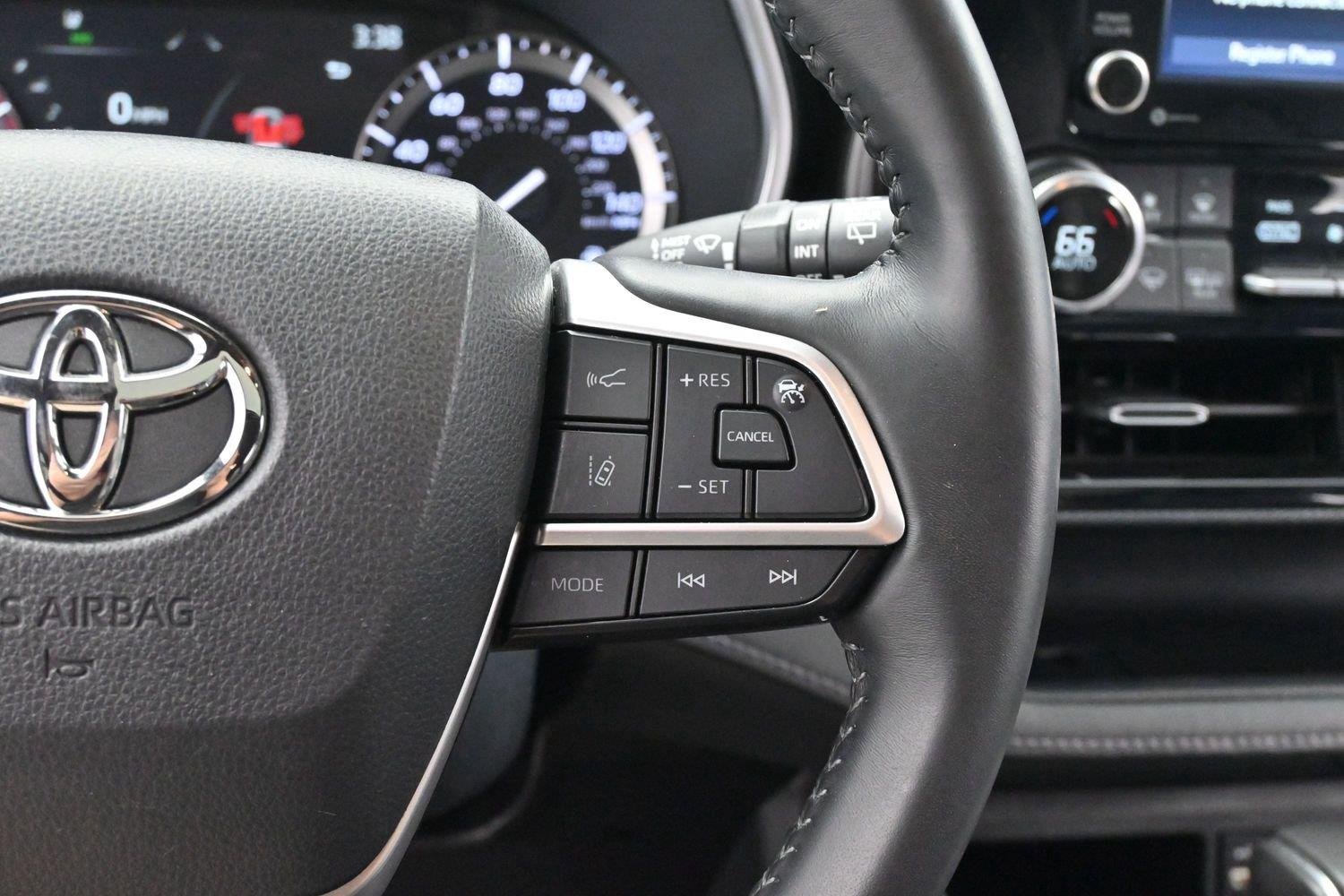 Used 2022 Ruby Flare Pearl Toyota XSE image 15