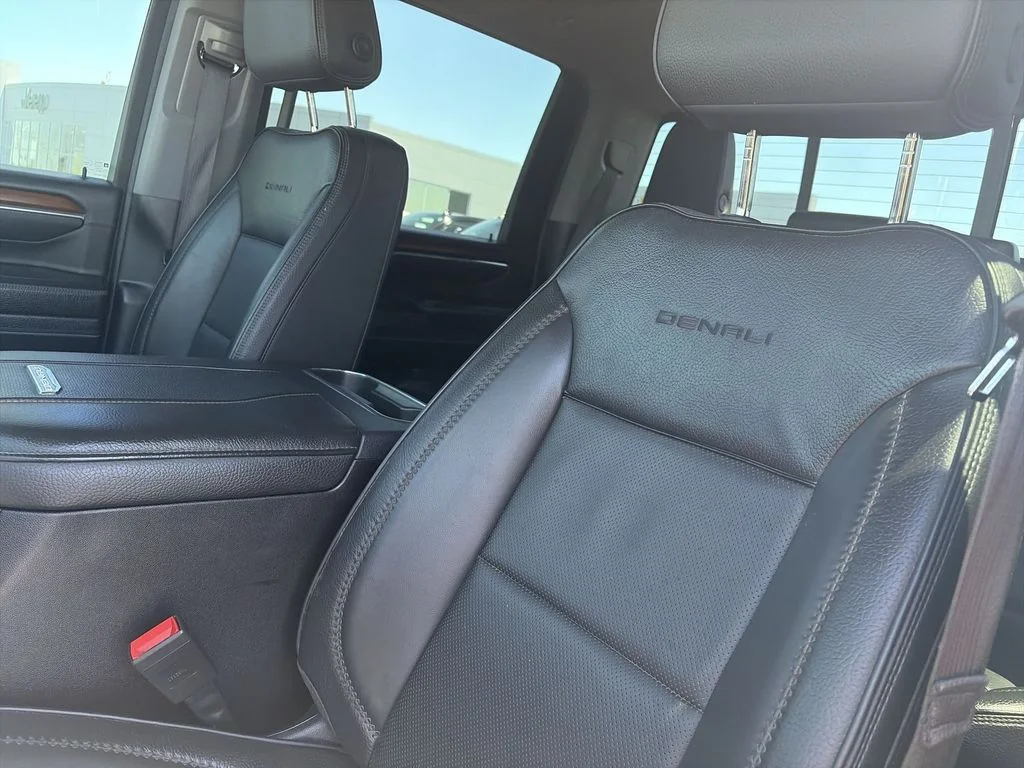 Used 2024 Silver GMC Denali image 11