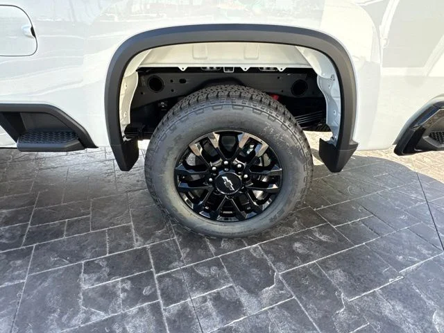New 2026 White Chevrolet Custom image 7