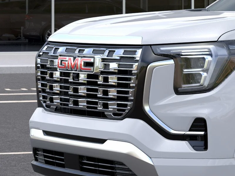 New 2027 Glacier White Tricoat GMC AWD Denali image 13