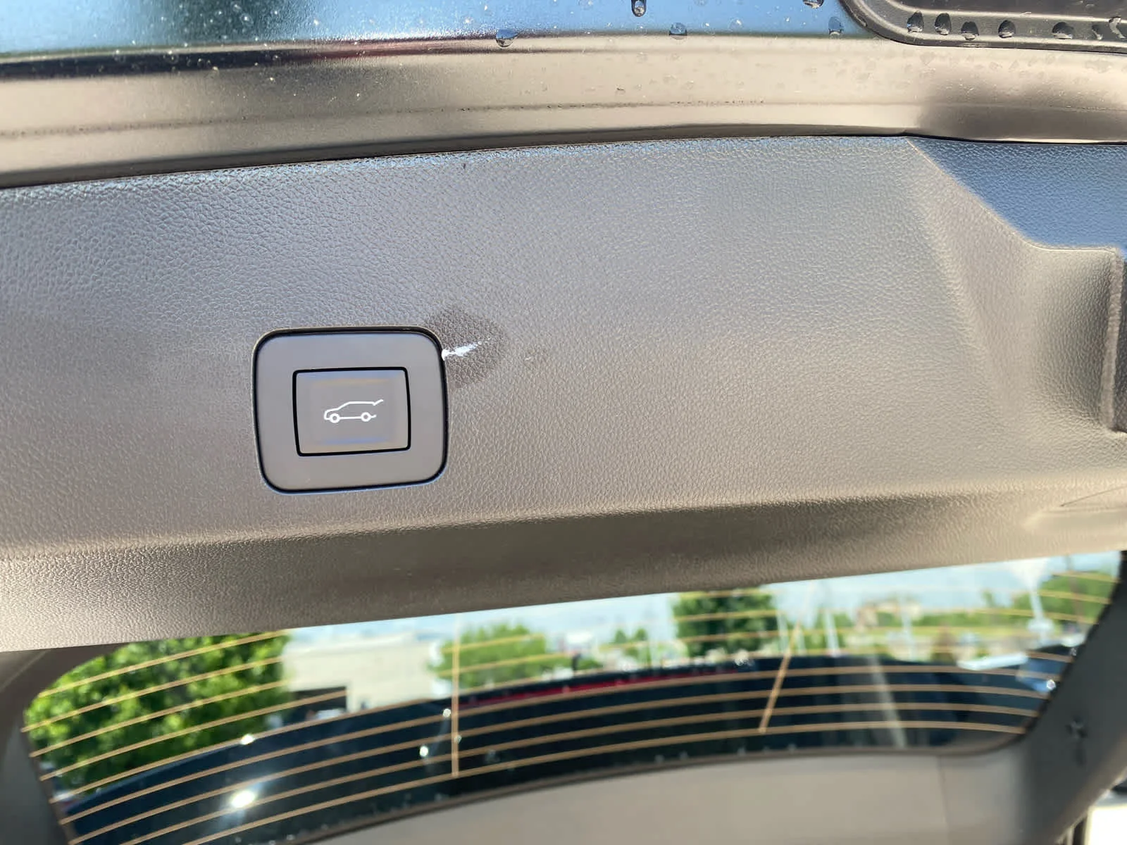 New 2026 Ebony Twilight Metallic Buick Preferred image 24