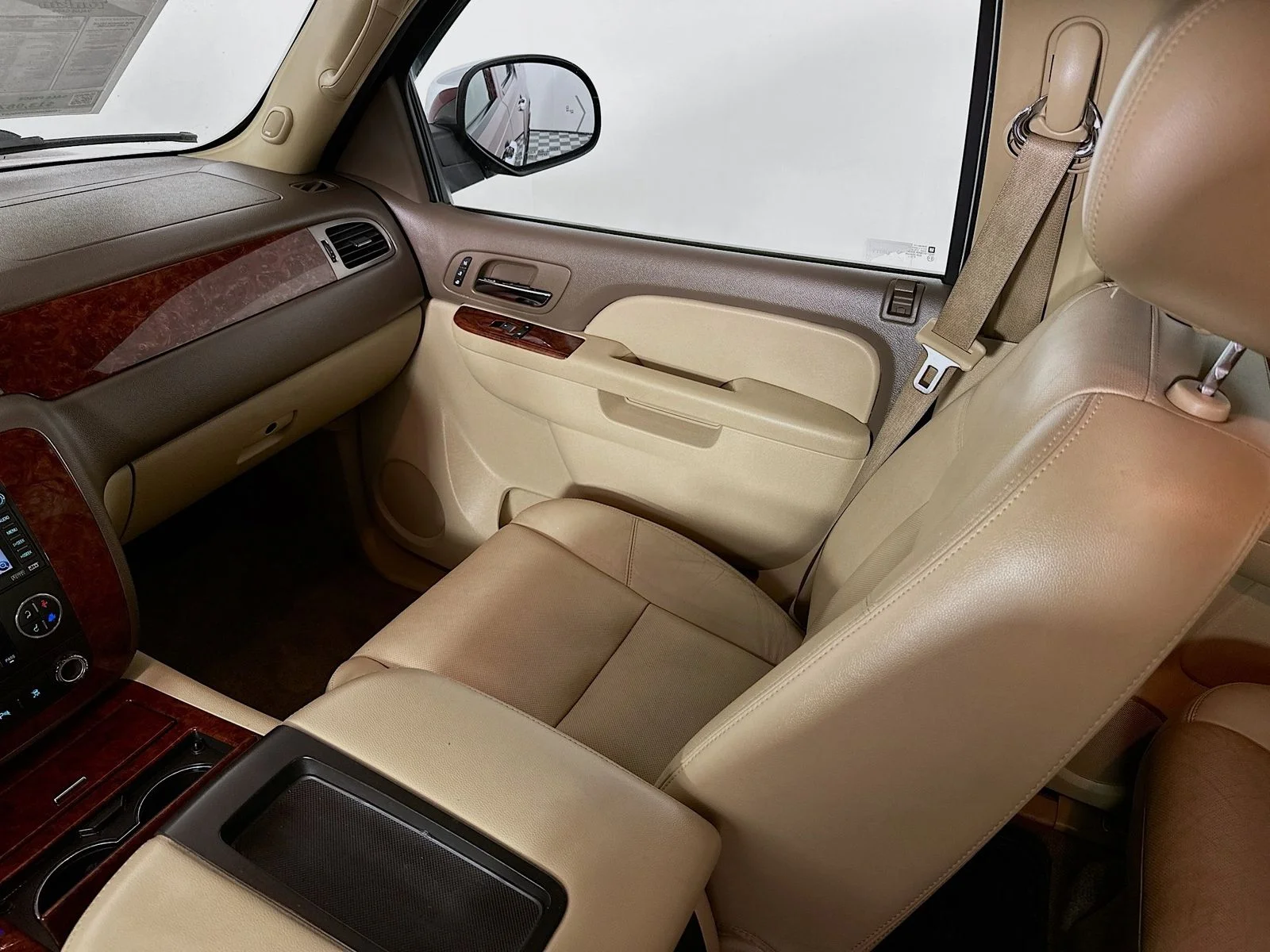 Used 2010 Red Jewel Tintcoat Chevrolet LTZ image 25