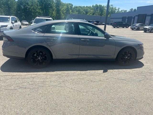 2025 Honda Accord SE - Photo 7