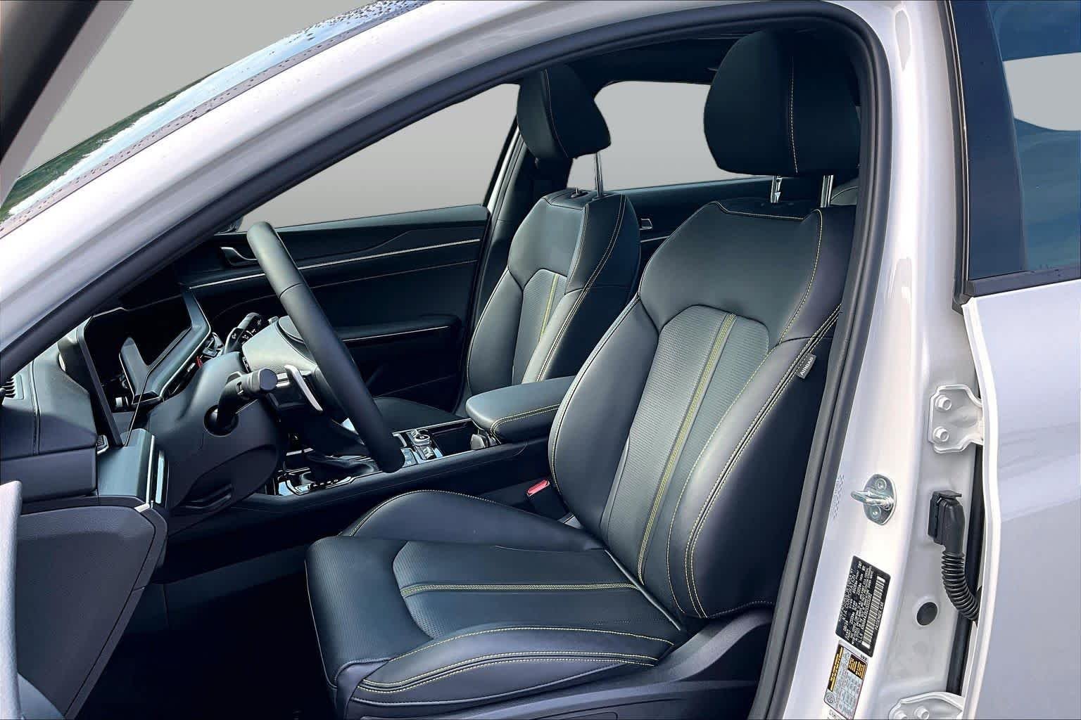 Pre-Owned 2025 Kia K5 GT