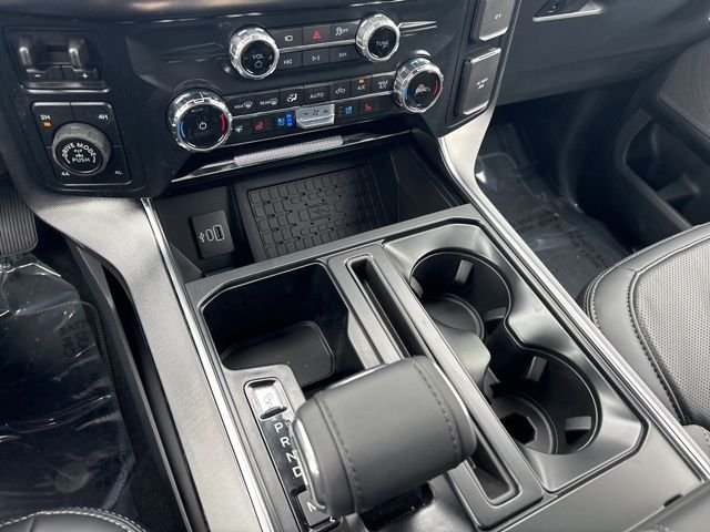 New 2026 Star White Metallic Tri-Coat Ford Platinum® image 29