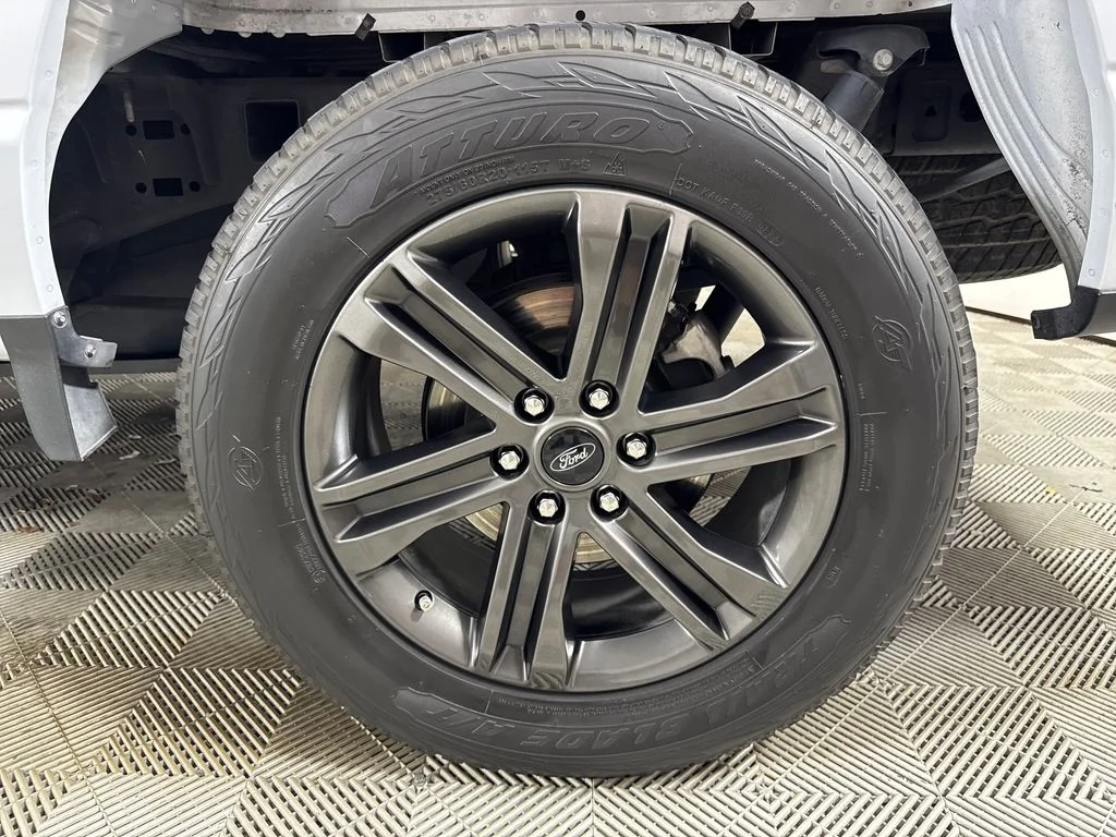 Certified Used 2022 White Ford XLT image 14