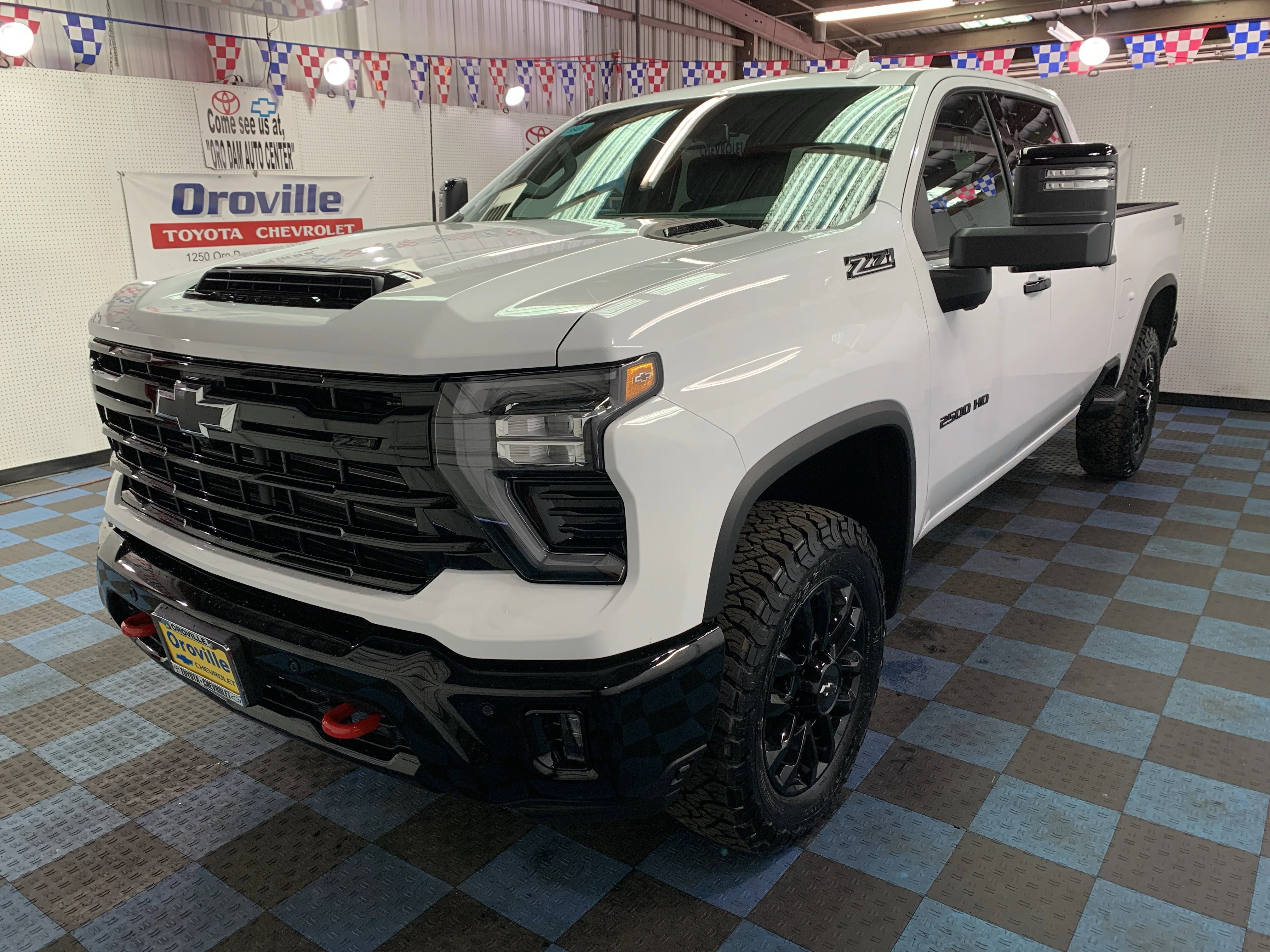 2026 Chevrolet Silverado HD LTZ 4WD Crew Cab Standard Box's photo