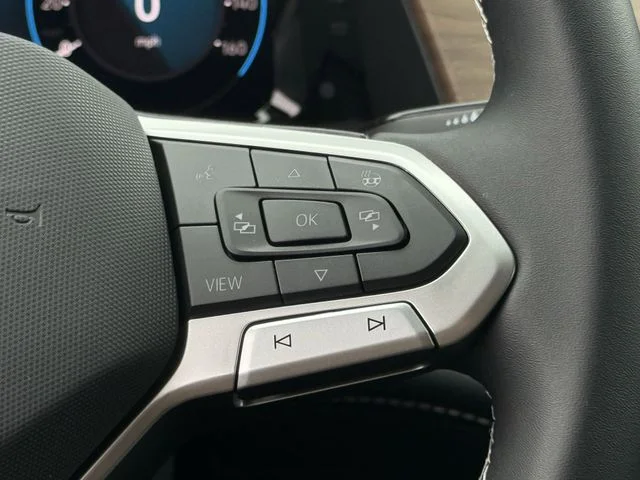New 2026 Black Volkswagen 2.0T SE w/Technology image 12