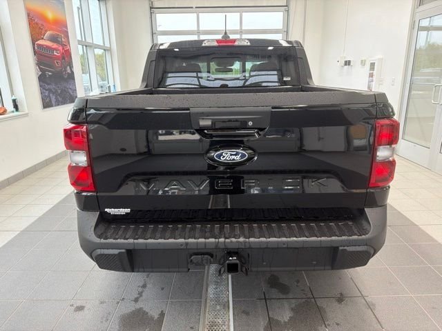 New 2026 Shadow Black Ford XLT image 10