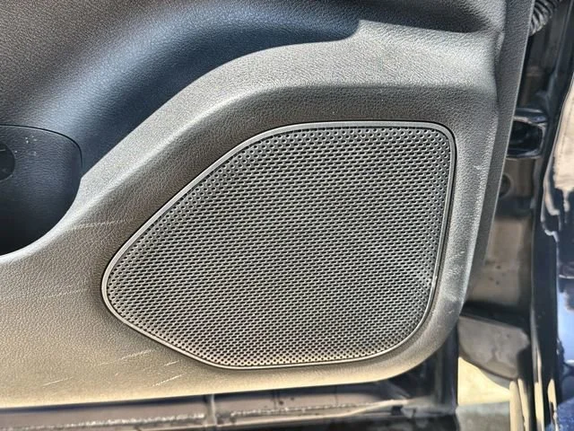 2025 Nissan Rogue SV - Photo 23