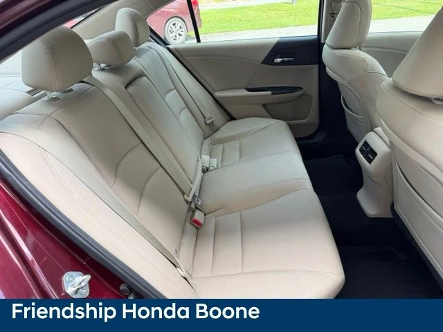 Used 2013 Red Honda EX-L image 35