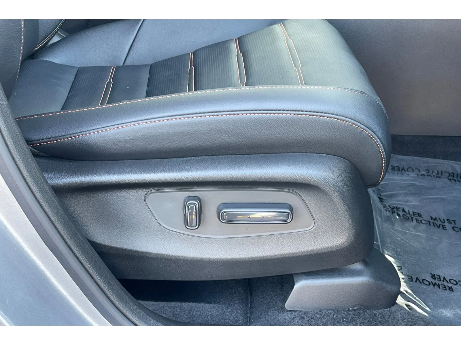 Used 2026 Solar Silver Metallic Honda Sport-L image 23
