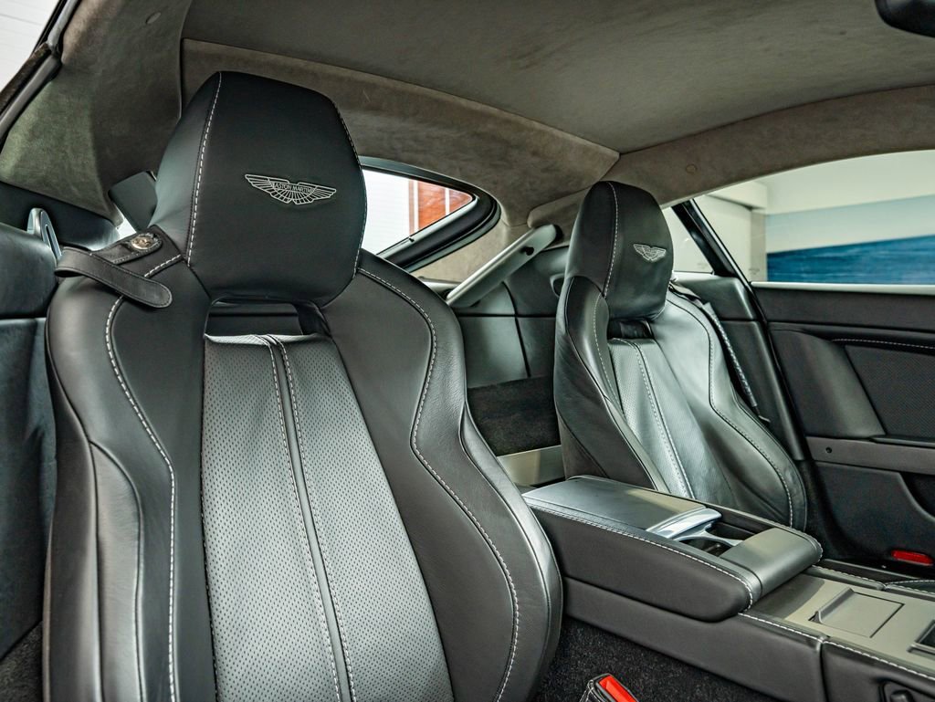 Used 2015 Skyfall Silver Aston Martin  image 38