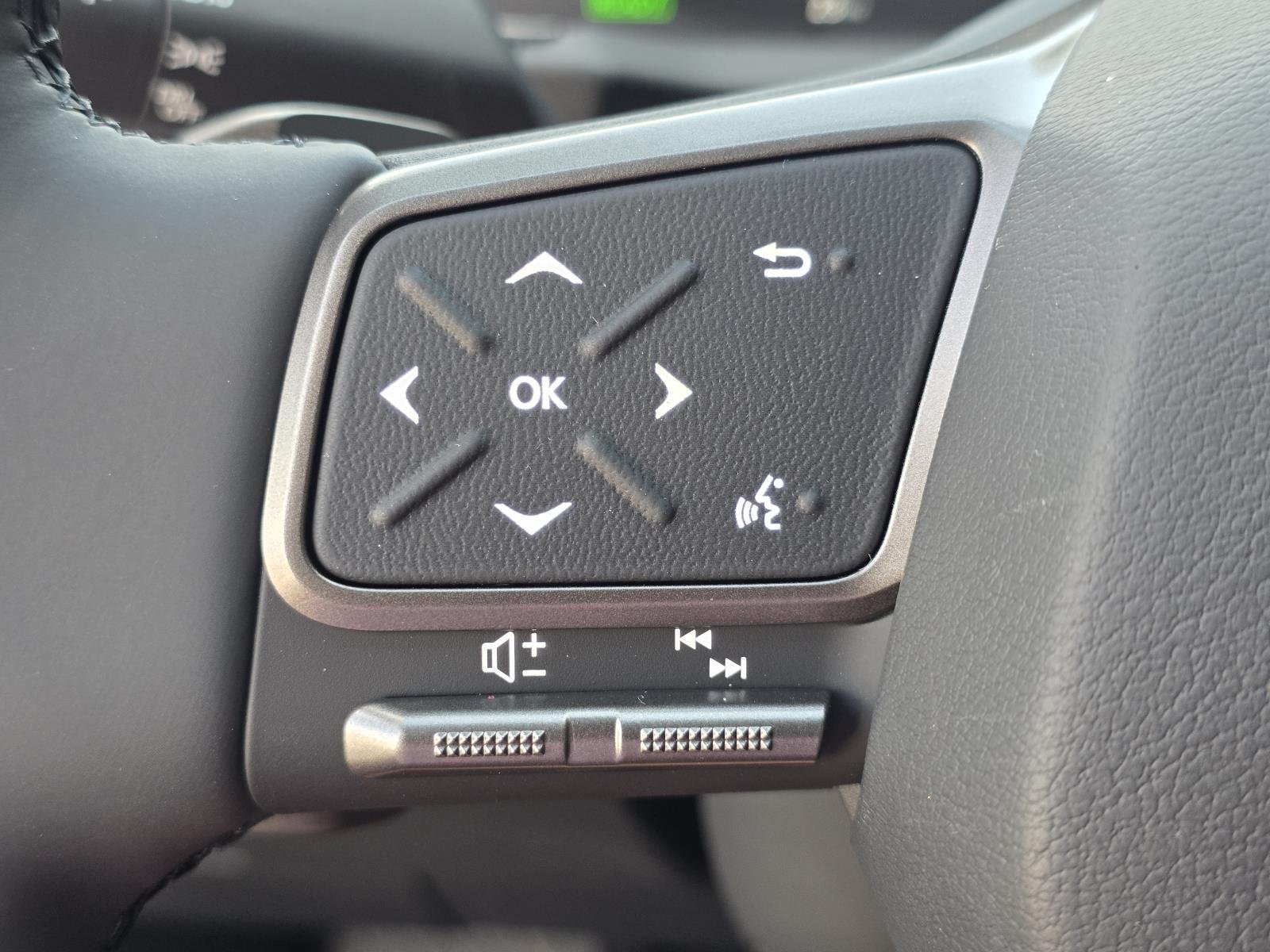 2026 Lexus ES Hybrid 350h Premium+ AWD - Photo 28