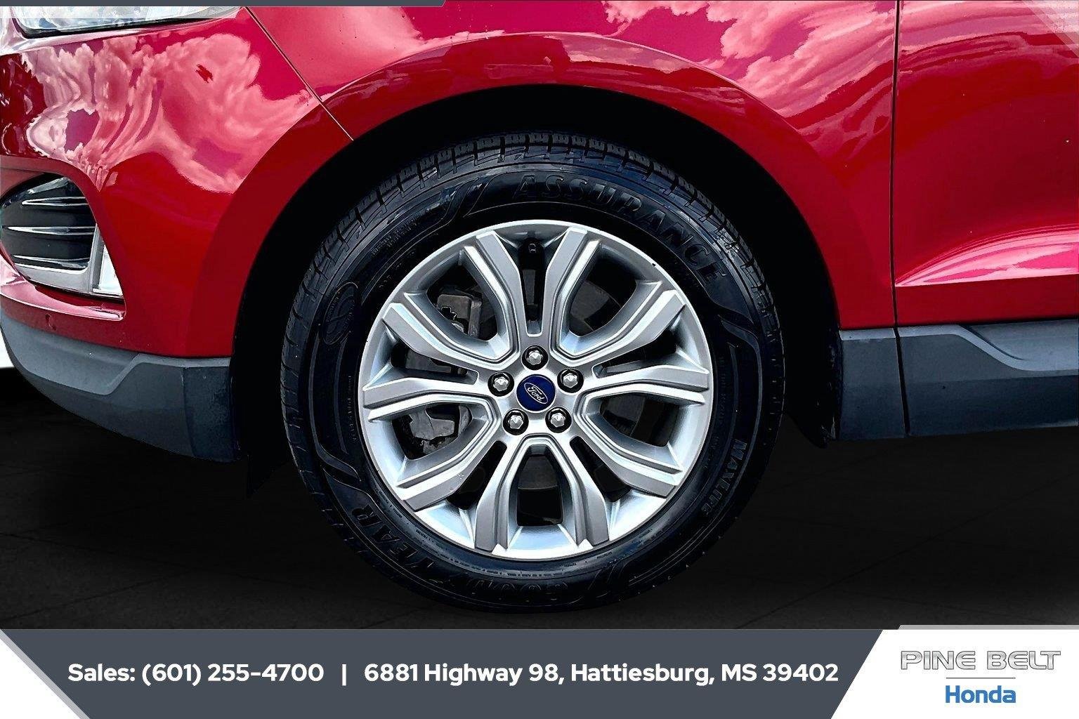 Used 2022 Rapid Red Metallic Tinted Clearcoat Ford Titanium image 7
