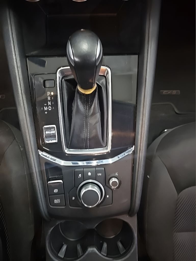 Used 2019 Silver Mazda Sport image 34